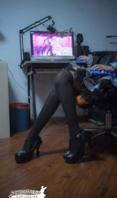 中字留在娘家儿媳妇的歌词
