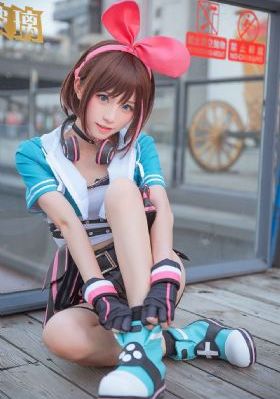 胸大的女大学生